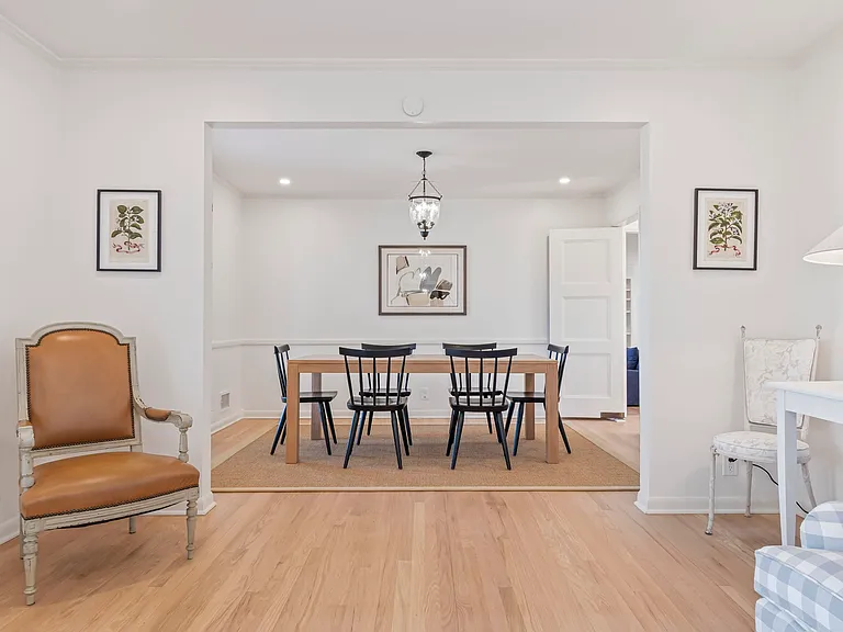 1209 Tyne Blvd — Photo 8