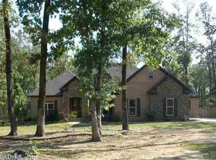 35 Oakwood Dr, Vilonia, AR 72173