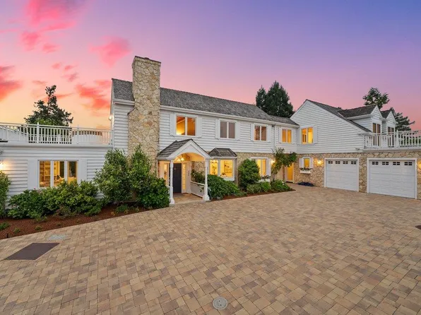 22 Hollins Dr, Santa Cruz, CA 95060