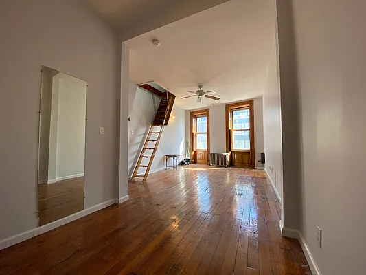 Rented by Terra Magia Inc | media 1