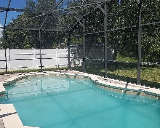 4th image of 2940 Bonita Cir