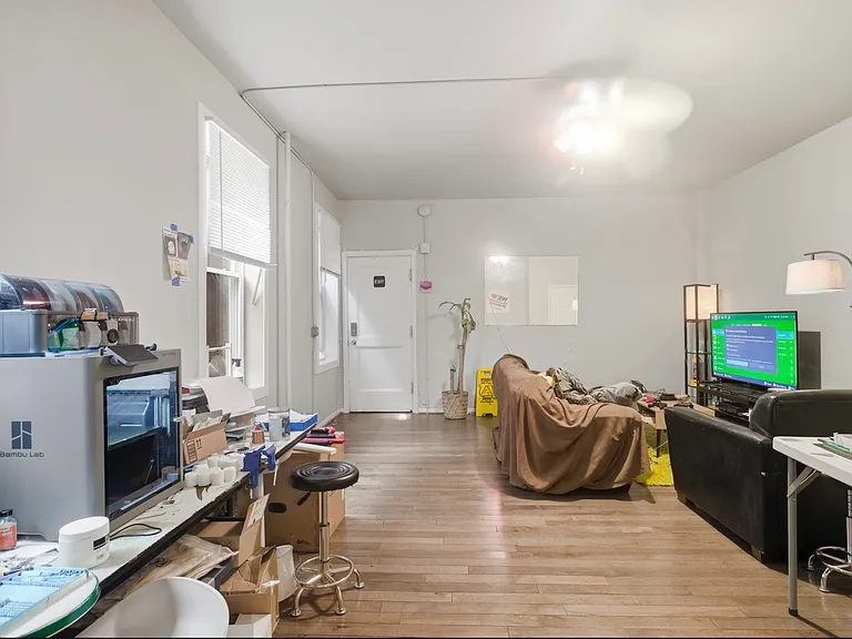 228 W McMillan St #1 — Photo 5