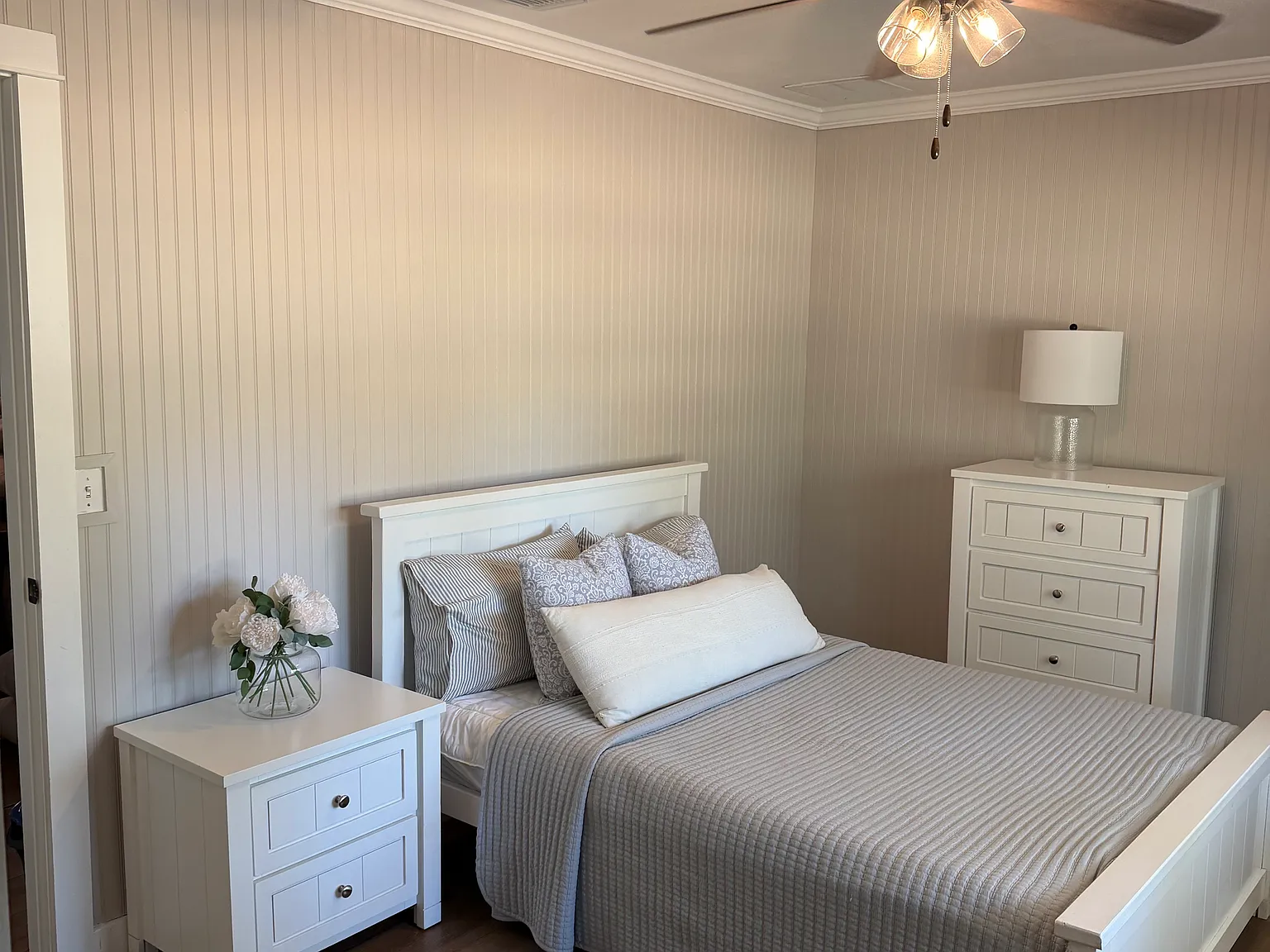 3 bed, 1344 sqft, $2,395 — Photo 3