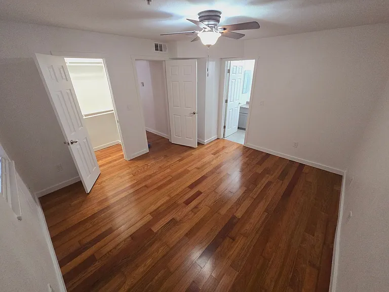 1385 W University Ave #3-124 — Photo 22