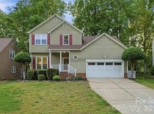 9732 Whitewood Trl, Charlotte, NC 28269