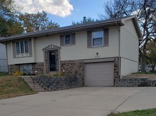 5606 S 113th St, Omaha, NE 68137