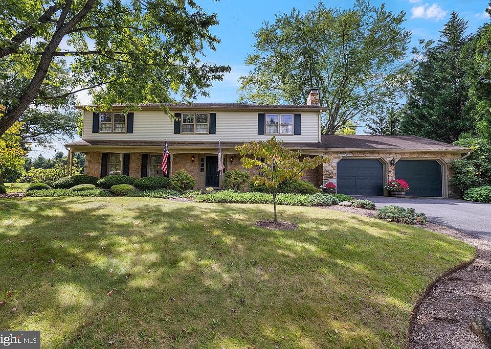 1st image of 286 Oak Ln
