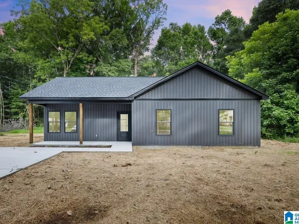 315 Self Dr NE, Hanceville, AL 35077