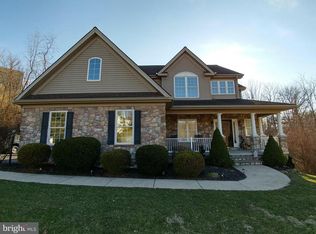 2579 Rexwood Dr, Glen Rock, PA 17327