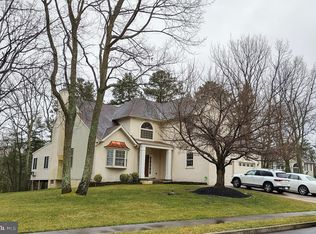 5 Moonshadow Ct, Voorhees, NJ 08043