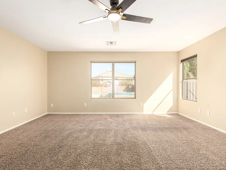 1310 E Beth Dr — Photo 25
