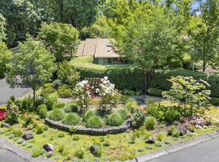 805 Lariat Dr, Eugene, OR 97401