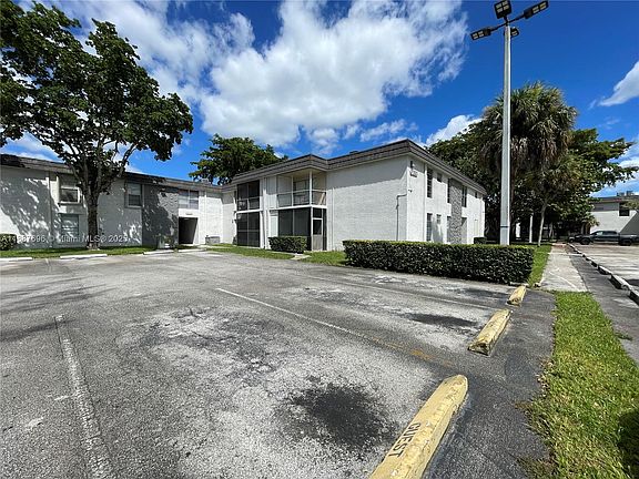4th image of 10361 N Kendall Dr #10361B4