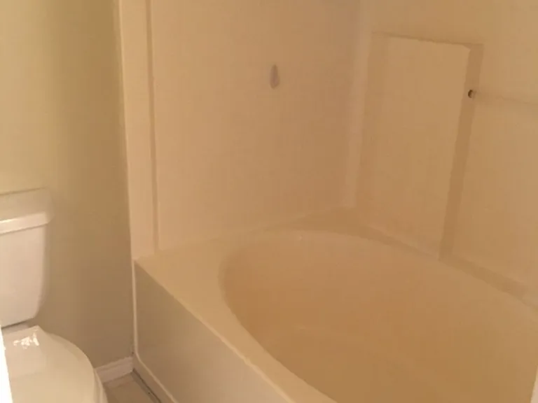 75 Hampton Pl — Photo 10