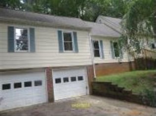 7 Bushmill Ct, Hillsborough, NC 27278