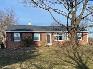 125 W Moyer Rd, Pottstown, PA 19464