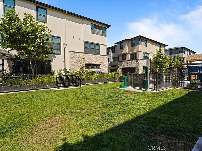 2941 W Lincoln Ave #3 — Photo 38