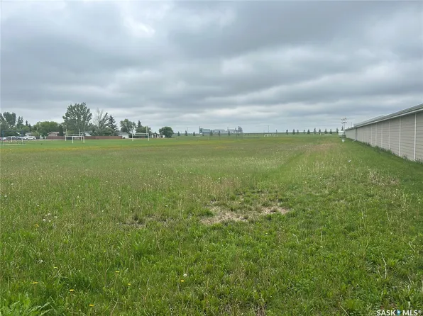 2 110th Avenue, Tisdale, SK S0E 1T0