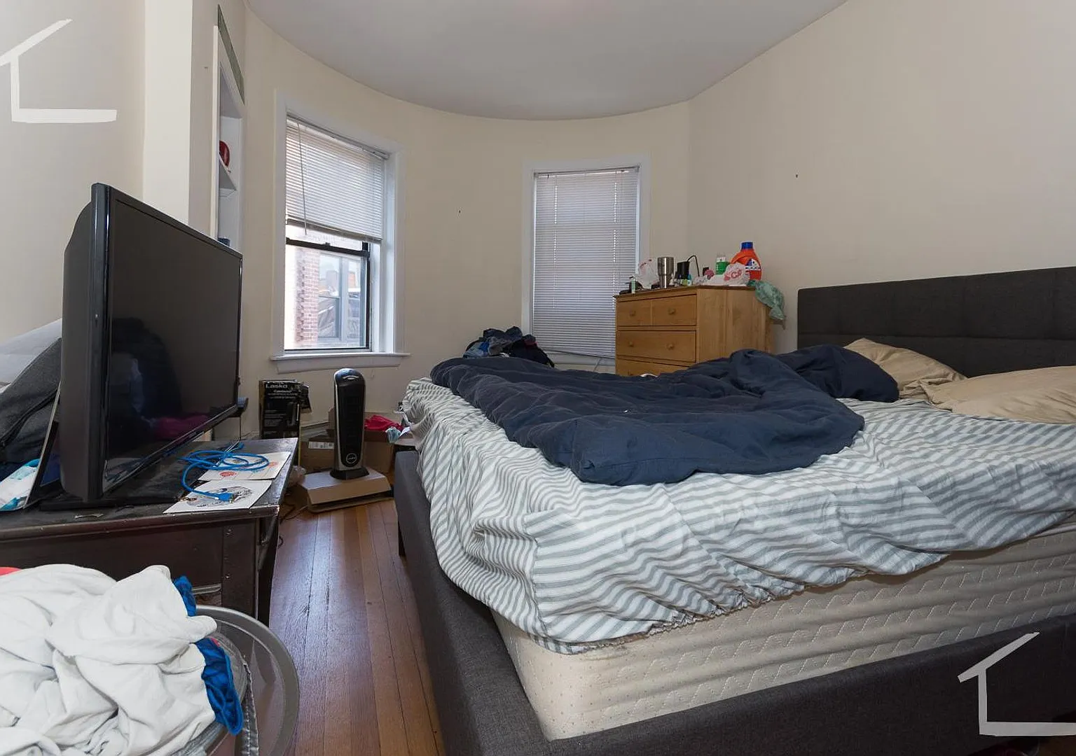 Nice 3 bed in Cleveland Circle — Photo 2