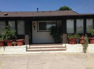 7427 Hatillo Ave, Winnetka, CA 91306