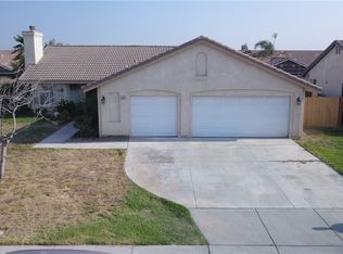 1545 W Victoria St, Rialto, CA 92376