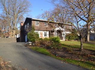 132 Constitution Dr, Orangeburg, NY 10962