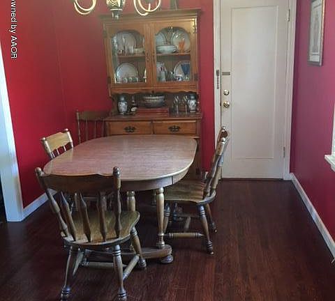 3rd image of 2209 S Ong St