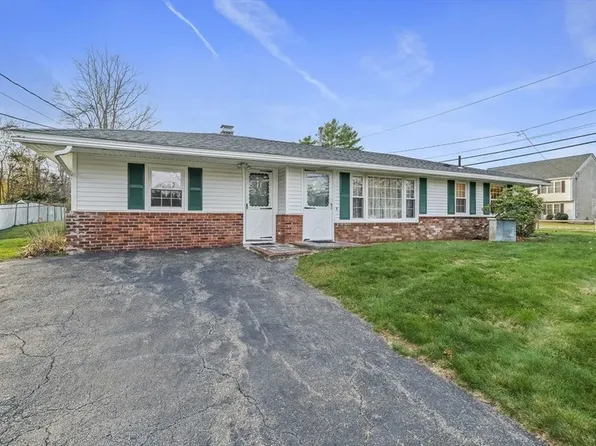 36 Dix Rd #1, Brockton, MA 02302