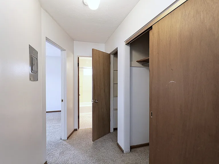 1227 D St #6 — Photo 9