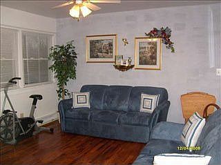 1st image of 23923 Cole St