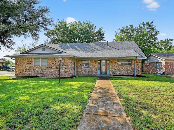 1101 Patricia Dr, Sherman, TX 75090