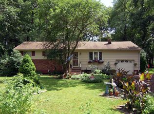 323 Mercer St, Stirling, NJ 07980