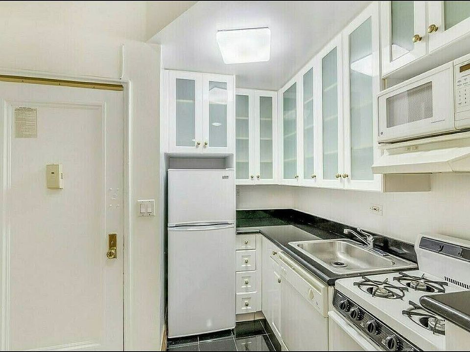 1st image of 148 W 68th St APT 2H