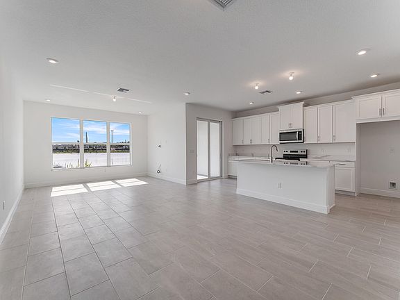 5th image of 3548 NW Solange Court