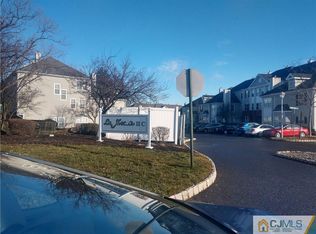 1811 Ridgeview Ct #1811, Sayreville, NJ 08872