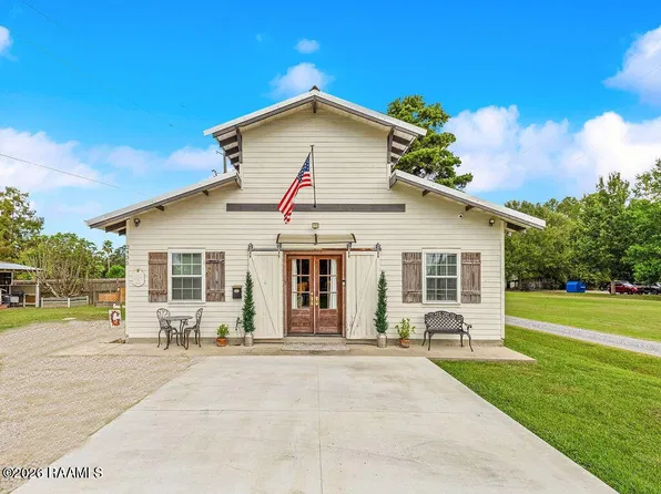 2435 E Milton Ave, Youngsville, LA 70592