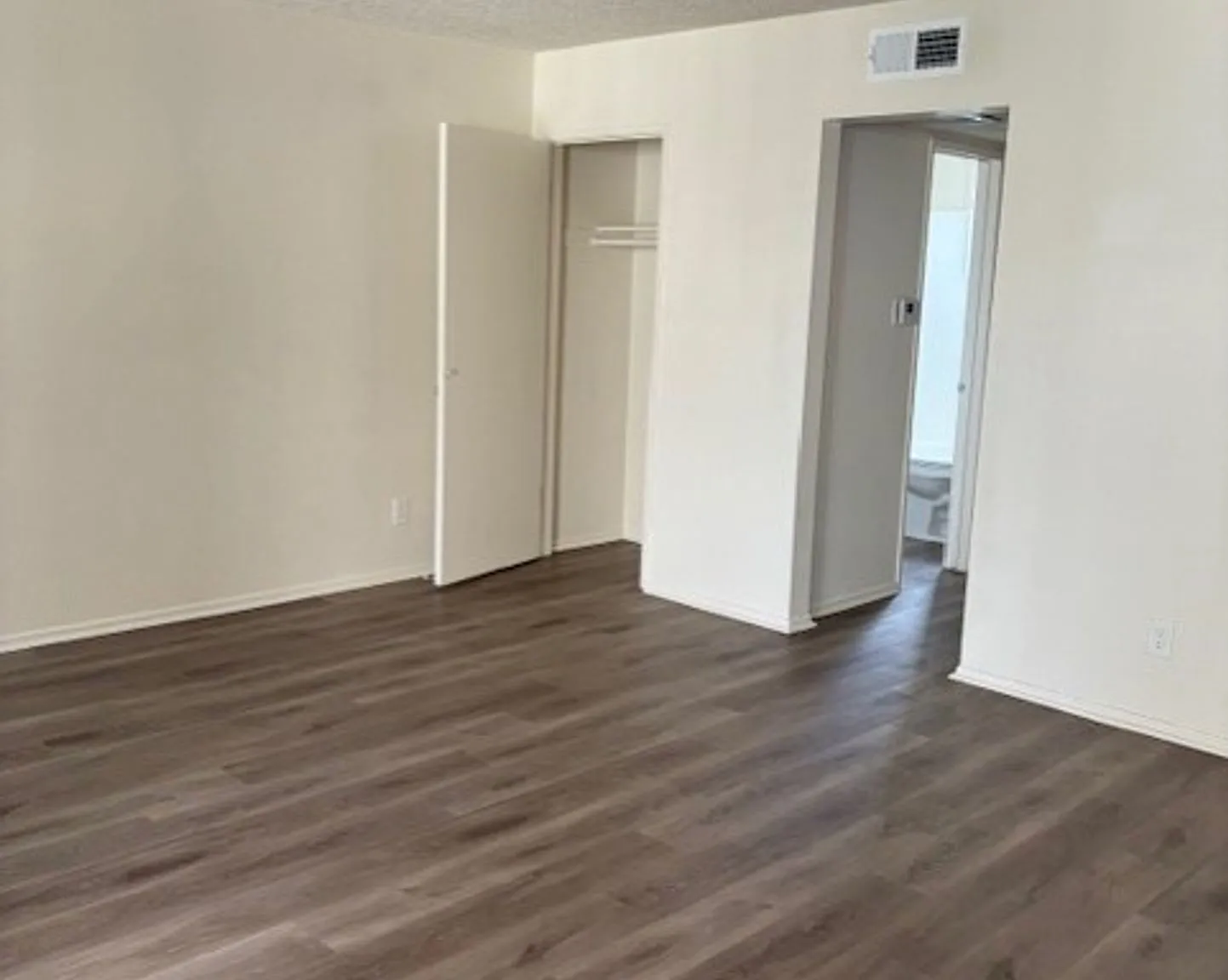 Casa Granada Apartments 46414645 Arlington Avenue, Riverside, CA 92504 — Photo 4