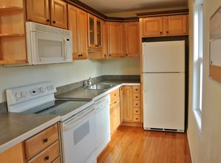 24 Godfrey St, GROTON, CT 06340