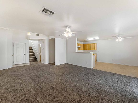 3rd image of 1010 Cliffbrook Hedge Ave