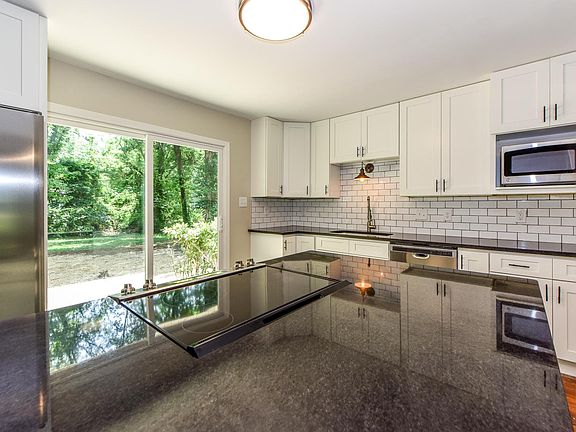 2nd image of 4308 Barbara Dr