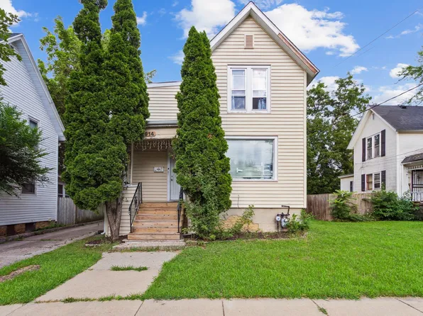 914 Garfield Ave, Belvidere, IL 61008