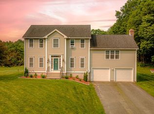 81 Ridge Rd, Rutland, MA 01543