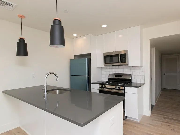 Newly Constructed Apartments in Fishtown — Photo 2
