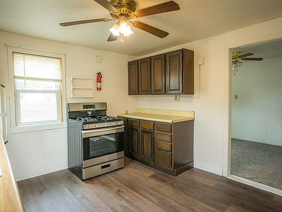 2nd image of 1227 Green Bay St #1227