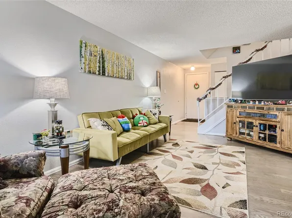 2796 S Kenton Court, Aurora, CO 80014