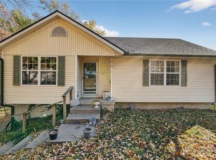 3715 N Euclid Ave, Kansas City, MO 64116