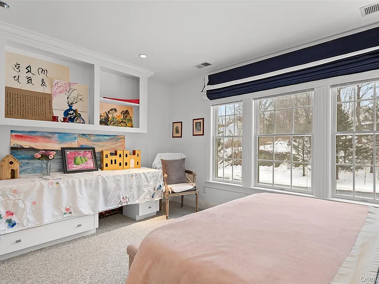 1 Augusta Ct — Photo 16