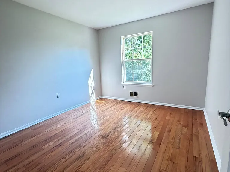 297 Mermaid Dr — Photo 10