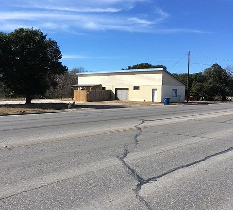 2nd image of 2410 Memorial Blvd