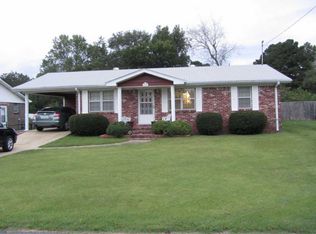 5927 Watters Dr, Bessemer, AL 35023